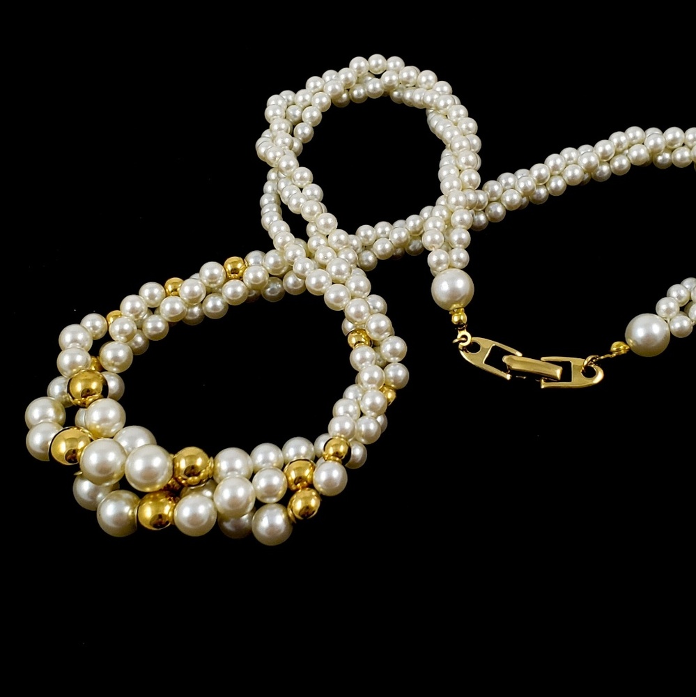 Napier Necklace Twisted Pearl +Gold Beads - Picture 4 of 8